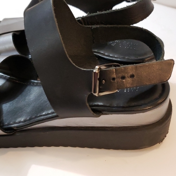 Mila Paoli Black and Silver Platform Sandals 7.5 - Picture 7 of 11